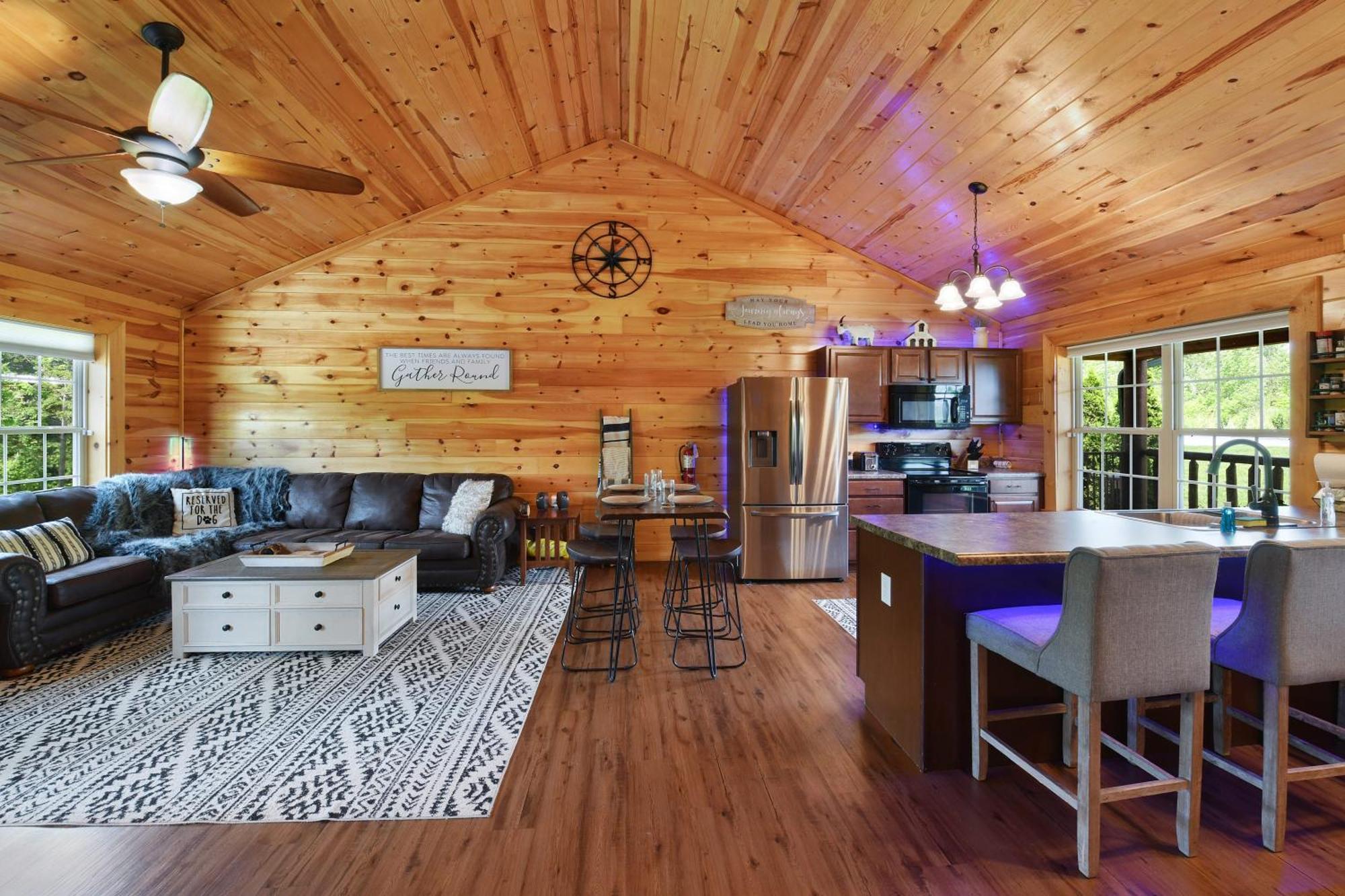 Enchanted Forest Cabin And Teepee! Lights & Laser Show! Private Hot Tub! Unique Stay! Sevierville Exterior photo