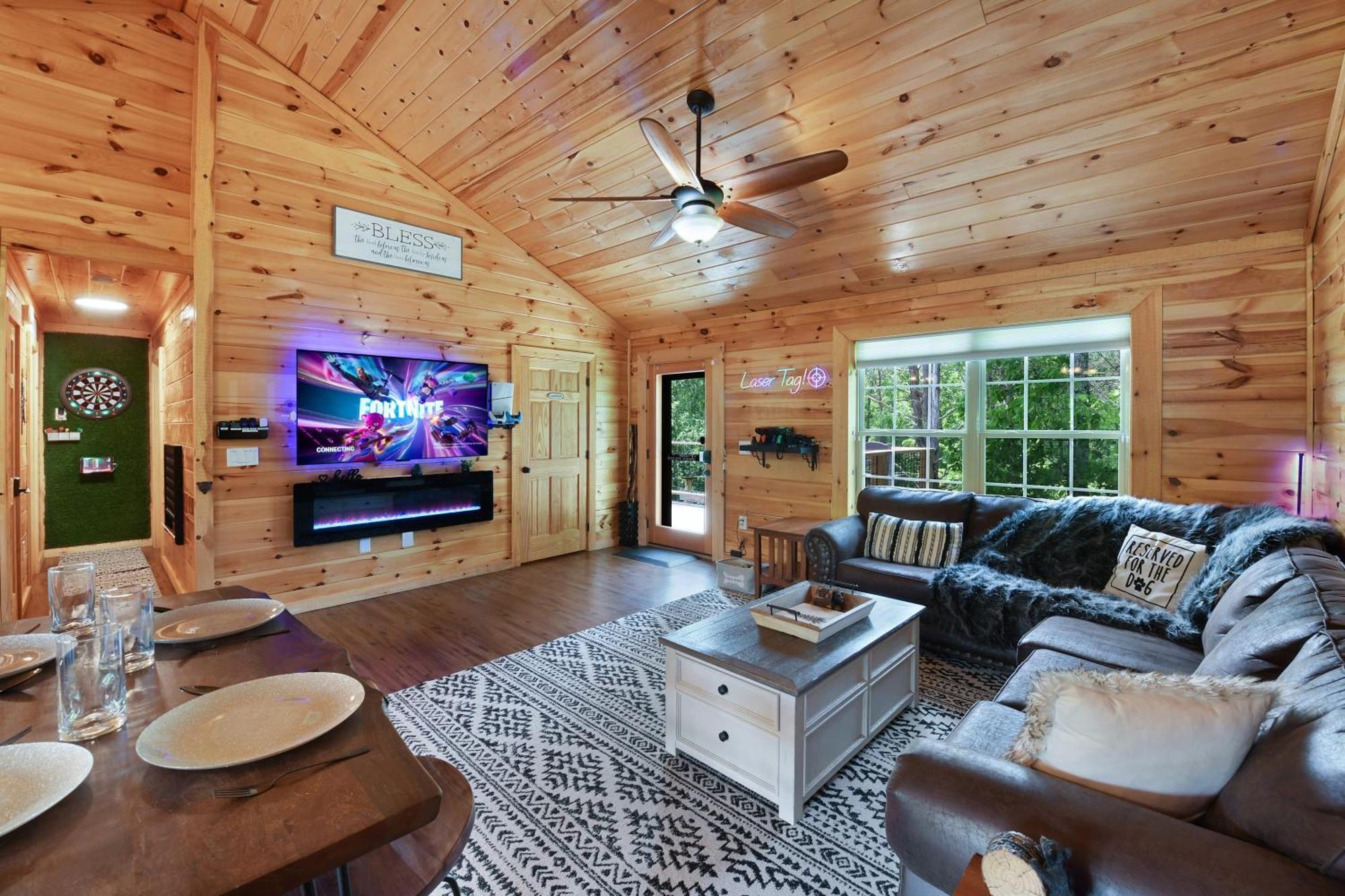 Enchanted Forest Cabin And Teepee! Lights & Laser Show! Private Hot Tub! Unique Stay! Sevierville Exterior photo